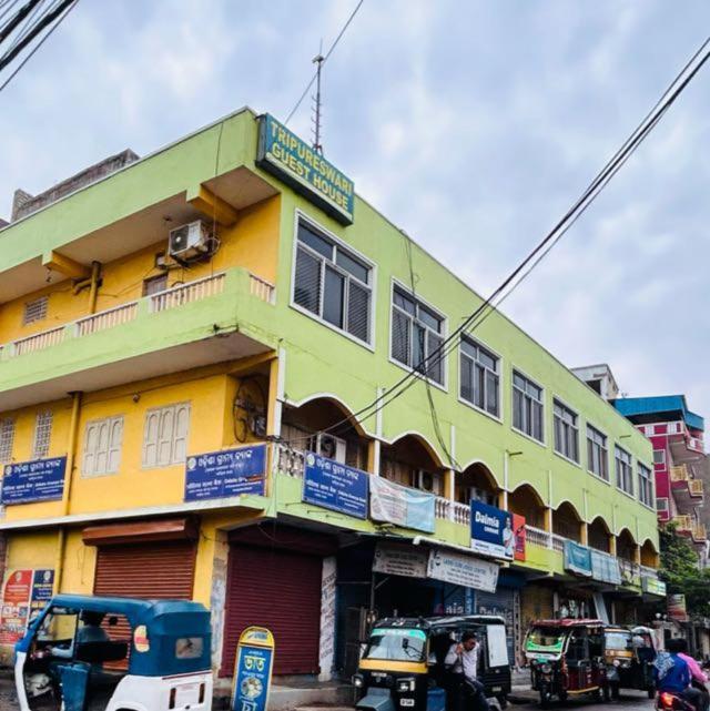 Tripureswari Guest house *
