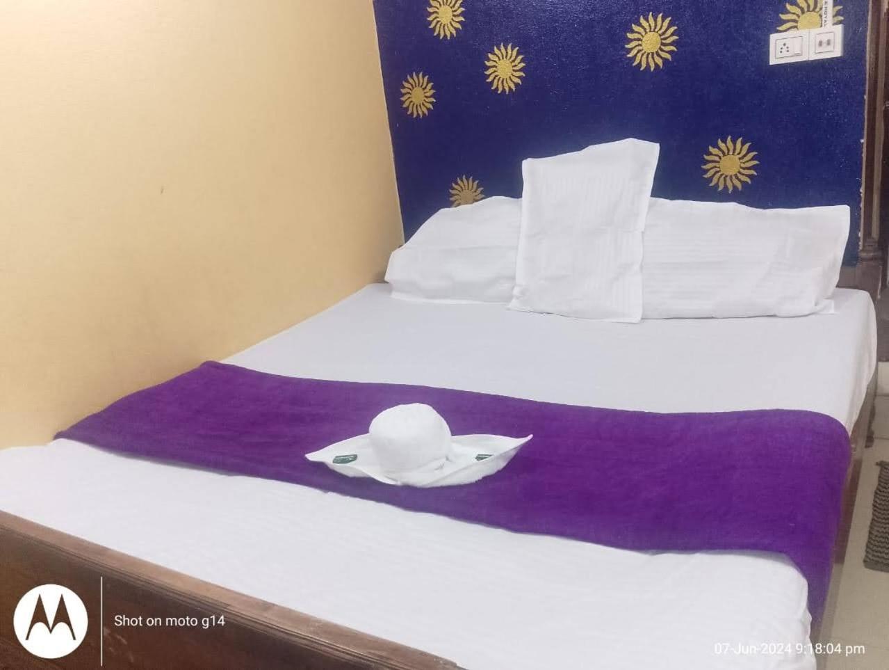 Tripureswari Guest house Puri